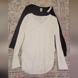 NWT Set 1 Black and 1 White Long Sleeve V Neck Maternity Tops Size M